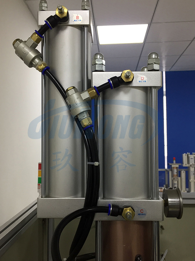 菠萝福利导航缸B口接三位五通电磁阀的B口