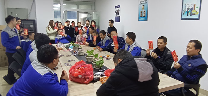 正月初十菠萝视频污版网址入口增压缸厂家2022新年开工大吉